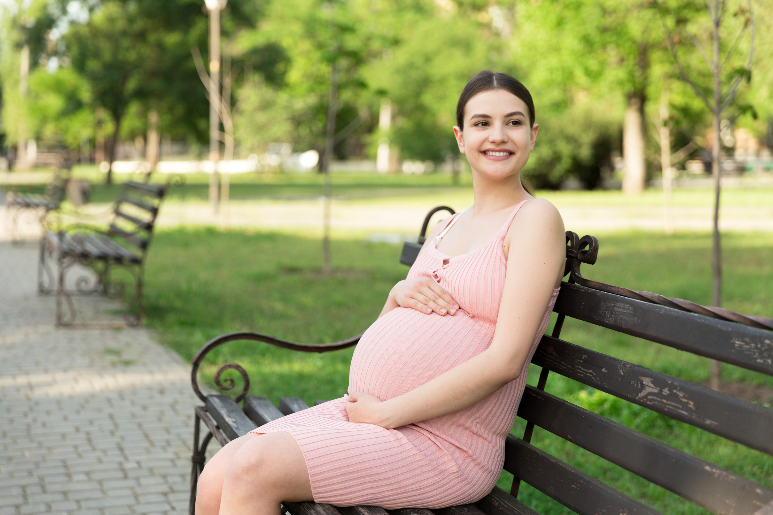 Vitamine und Mineralstoffe in der Schwangerschaft: Die richtige Versorgung für Mutter und Baby